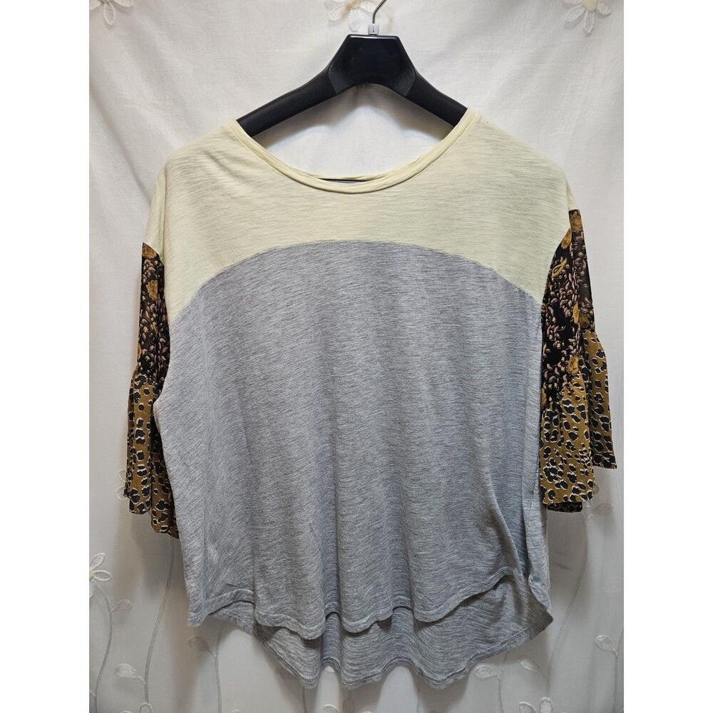 Umgee Womens 1XL Gray Top Colorblock Flutter Sleeves Floral Cheetah Stylish Bold